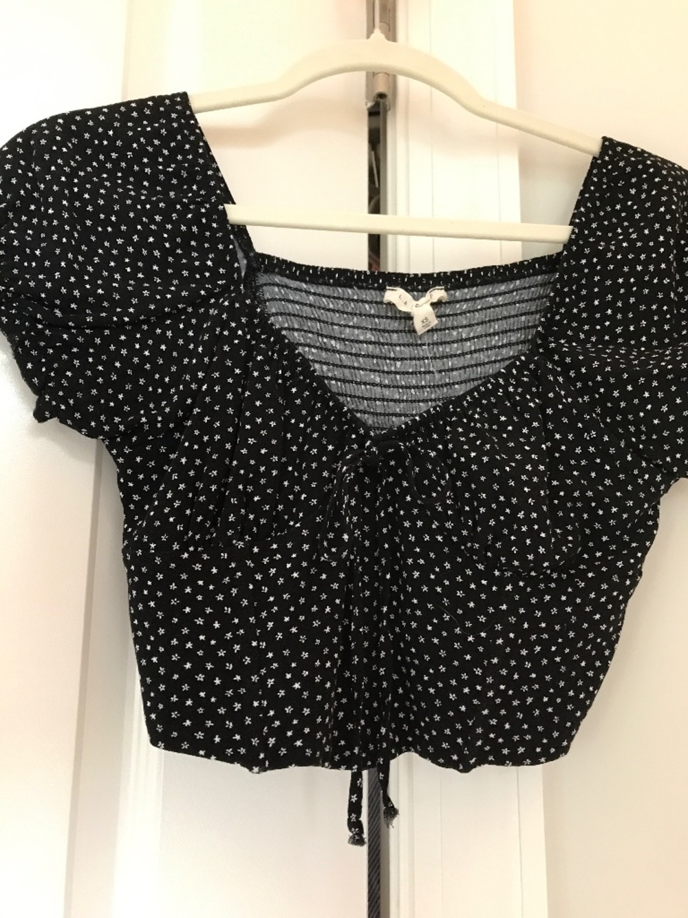 L.A Hearts black/white cropped top